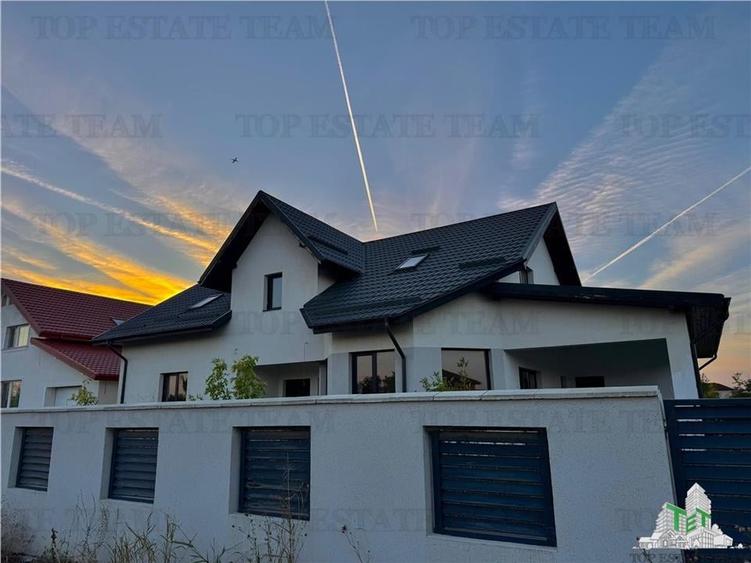 Casă individuală cu 5 camere cu Teren 483 Mp în Gulia