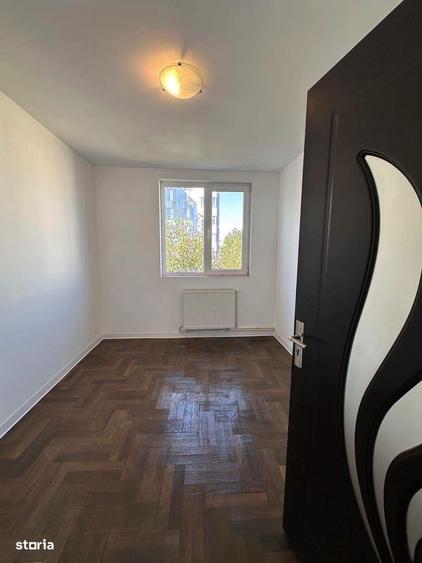 Apartament cu 4 camere în Ultracentral