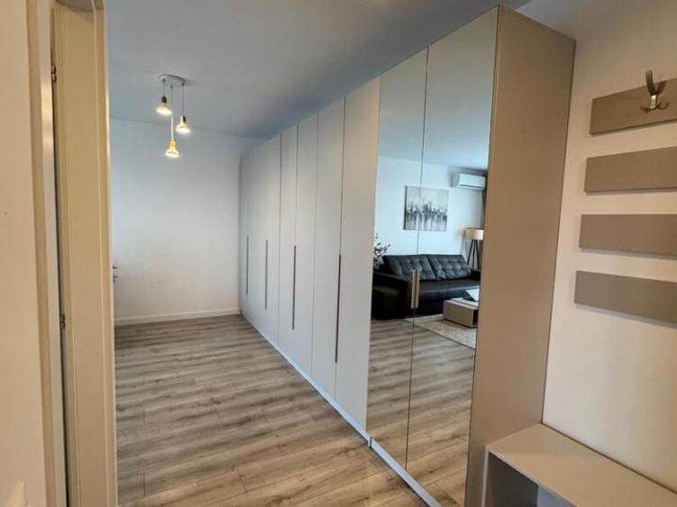 Apartament cu 2 camere decomandat, mobilat în Băneasa