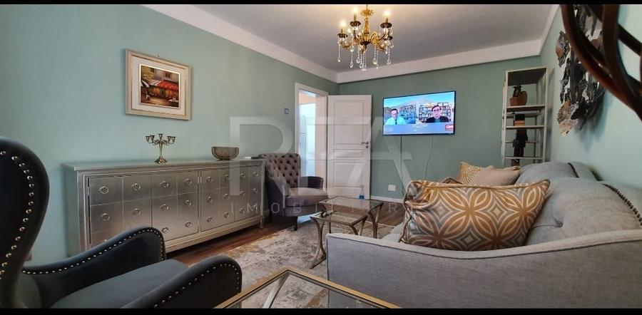 Apartament cu 3 camere decomandat, mobilat în Tineretului