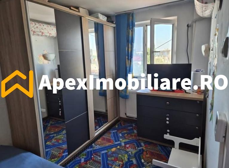 Apartament cu 2 camere semidecomandat, mobilat în Eroii Revoluției