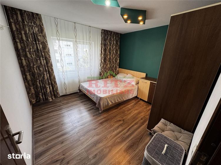 Apartament cu 3 camere semidecomandat în Steaua