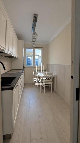 Apartament cu 3 camere în Gorjului