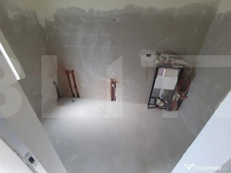 Casă cu 5 camere cu Teren 604 Mp în Giarmata