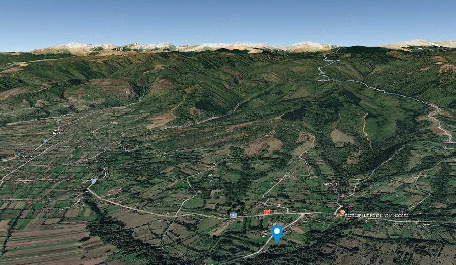 Teren de 700 mp, în Polovragi