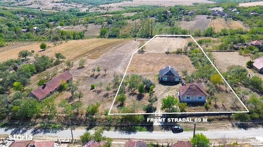 Casă cu 3 camere cu Teren 5393 Mp în Medișa