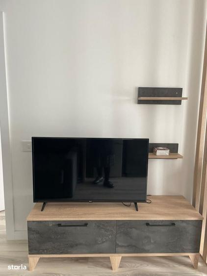 Apartament cu 2 camere semidecomandat în Parcul Carol