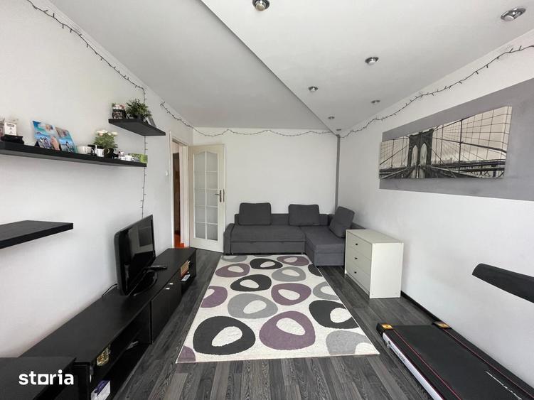 Apartament cu 2 camere decomandat, mobilat în Titan