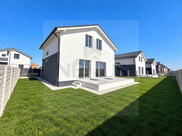 Casă individuală cu 5 camere cu Canalizare în Berceni
