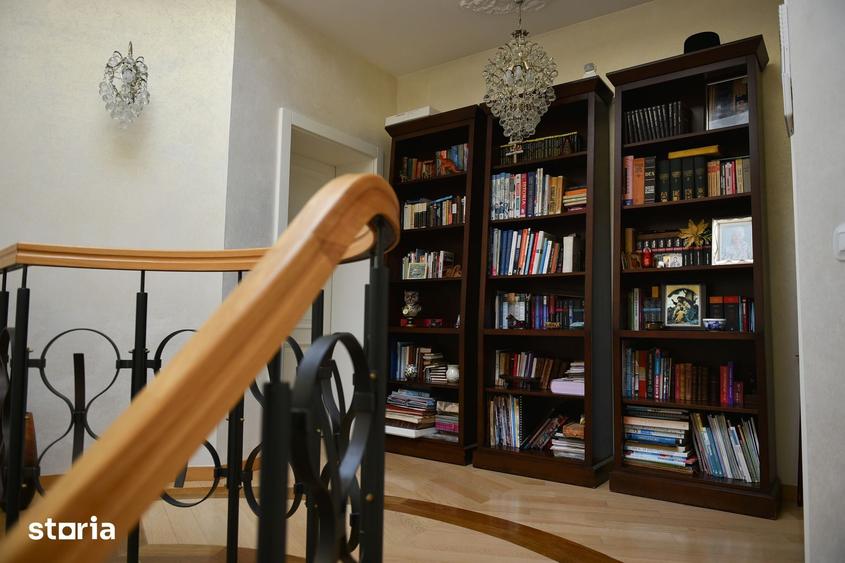 Casă cu 8 camere cu Teren 7700 Mp în Snagov