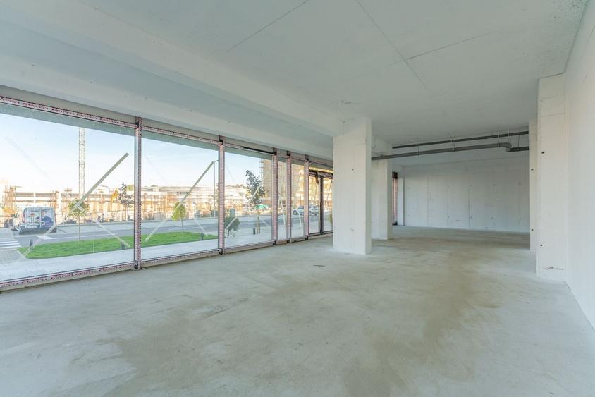 Spațiu comercial, de 159 mp, în Bartolomeu