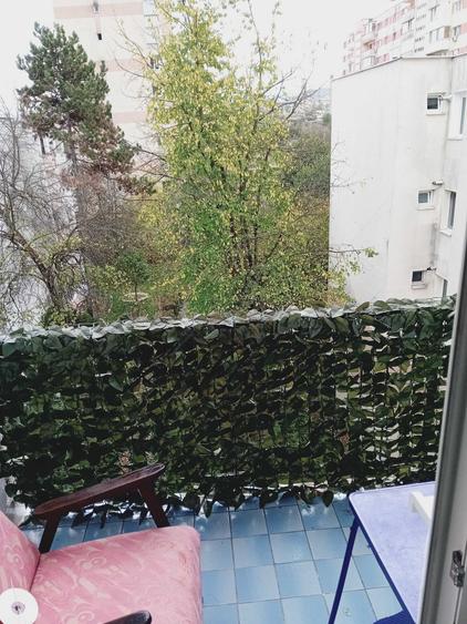 Apartament cu 3 camere decomandat în Grigorescu