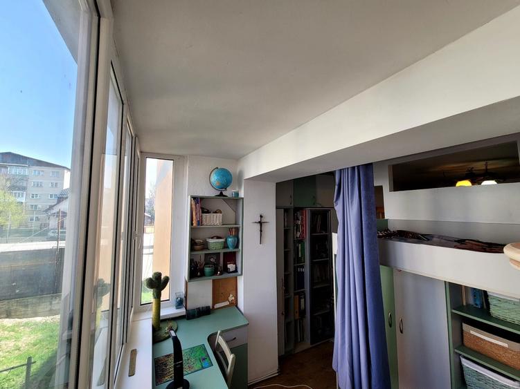 Apartament cu 2 camere semidecomandat în Ultracentral