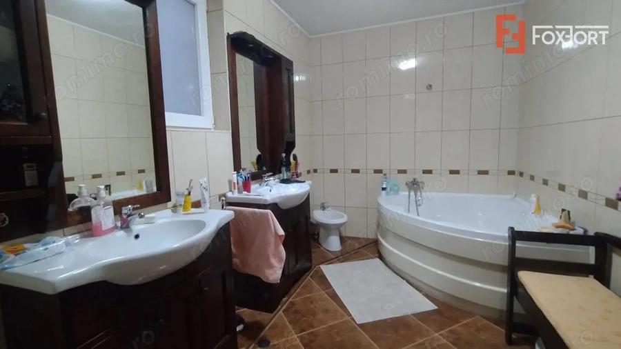 Casă cu 4 camere cu Canalizare în Mircea cel Bătrân