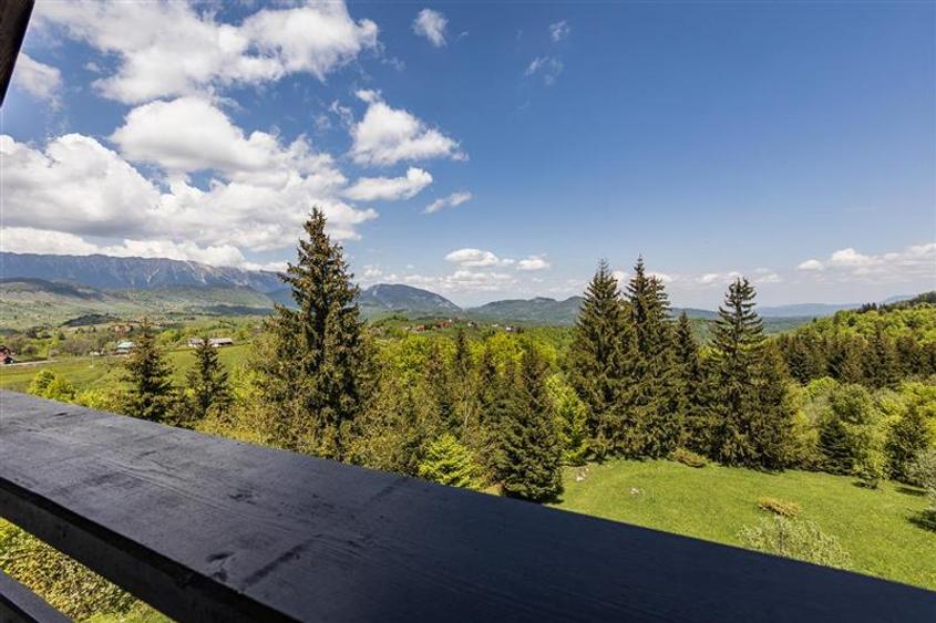 Spațiu comercial, de 400 mp, în Bran