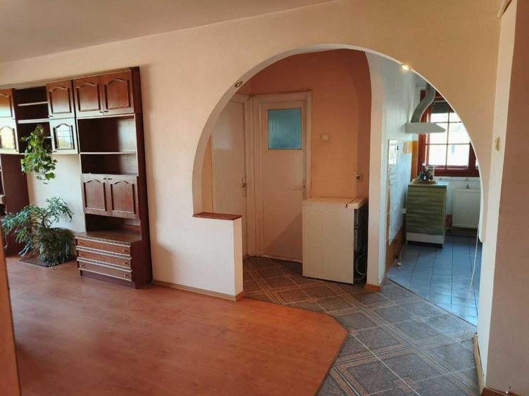 Apartament cu 2 camere nedecomandat în Copou