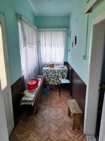 Casă cu 2 camere cu Teren 500 Mp în Vața de Sus