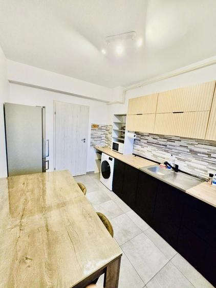 Apartament cu 2 camere decomandat în Exterior Sud