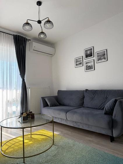 Apartament cu 2 camere decomandat în Est