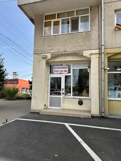 Spațiu comercial, de 50 mp, în Central