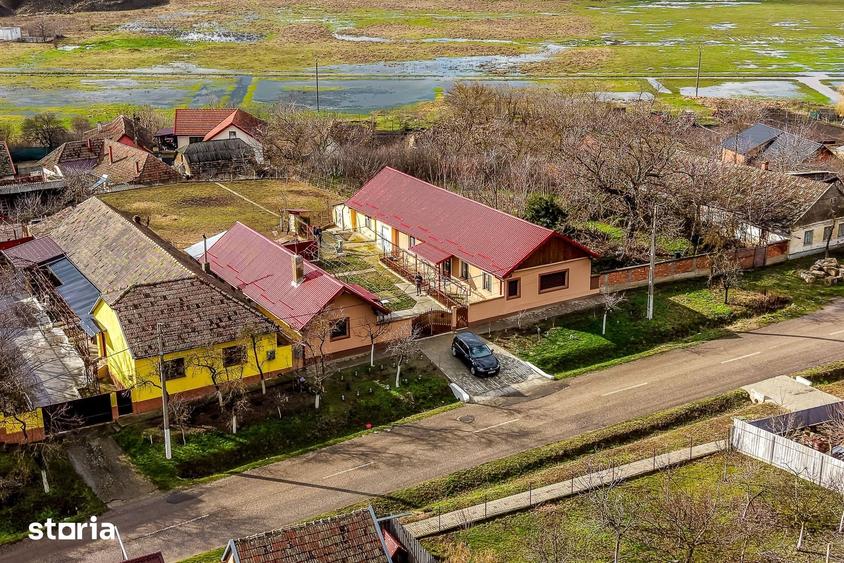 Casă cu 3 camere decomandat cu Teren 641 Mp în Vinga
