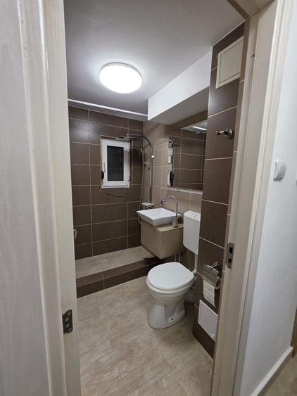 Apartament cu 2 camere decomandat în Exterior Vest