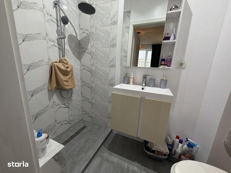 VANZARE Apartament 3 camere | Zona 9 Mai Registrul Comertului - 2