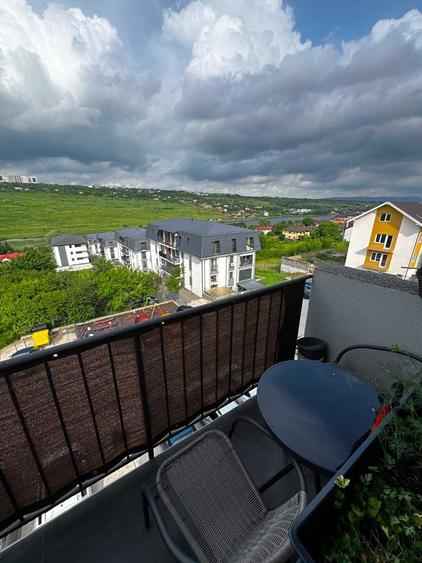 Apartament cu 2 camere decomandat în Rediu