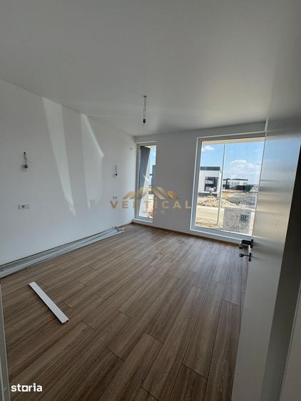 Casă cu 3 camere cu Teren 338 Mp în Vidra
