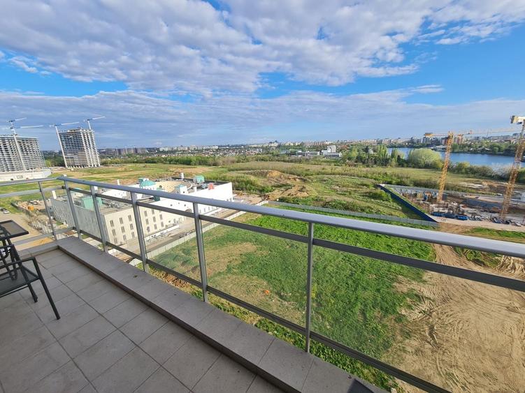 Apartament cu 3 camere decomandat în Barbu Văcărescu
