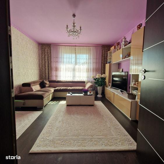 Casă cu 4 camere cu Teren 1458 Mp în Aradul Nou