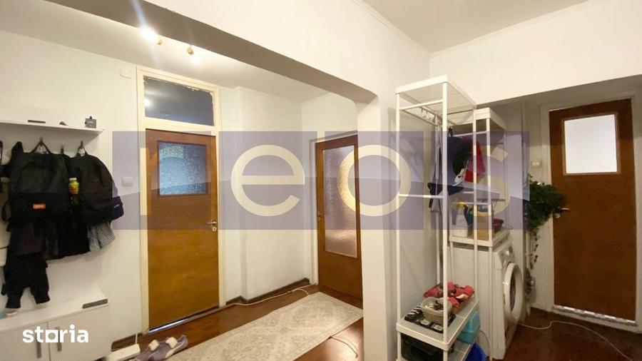 Apartament cu 4 camere decomandat în Rahova