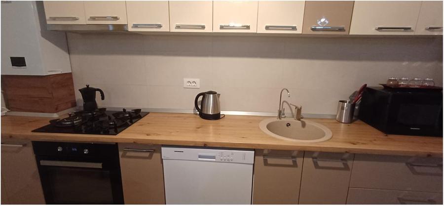 Apartament cu 2 camere decomandat, mobilat în Răcădău