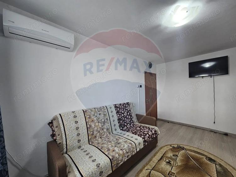Apartament cu 2 camere nedecomandat în Central