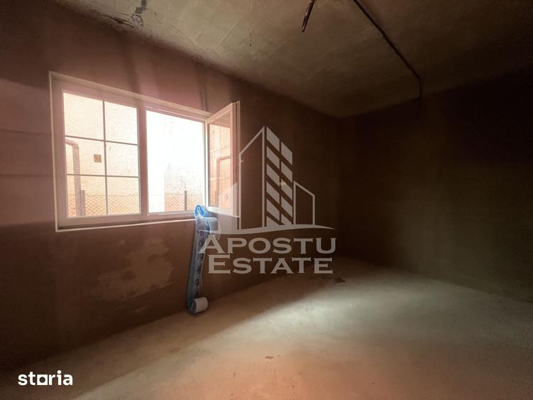 Casă cu 4 camere cu Teren 290 Mp în Fabric