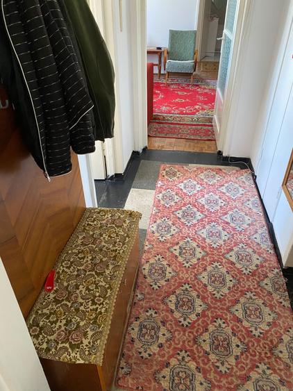 Apartament cu 3 camere semidecomandat în Central