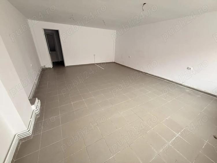 Spațiu comercial, de 60 mp, în Bartolomeu