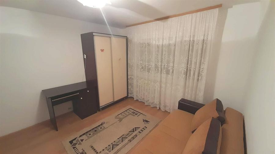 Apartament cu 2 camere decomandat, mobilat în Ampoi 3