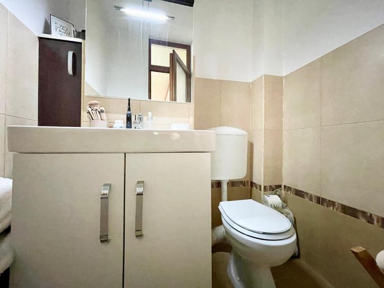 Apartament cu 3 camere decomandat, mobilat în Girocului