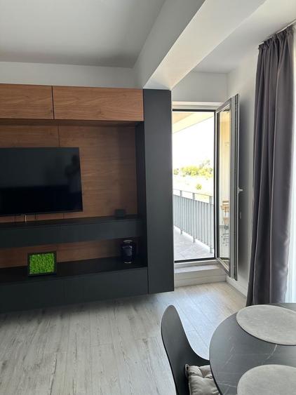 Apartament cu 2 camere decomandat în Tunari