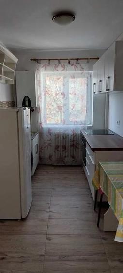 Apartament cu 2 camere decomandat în Cetate