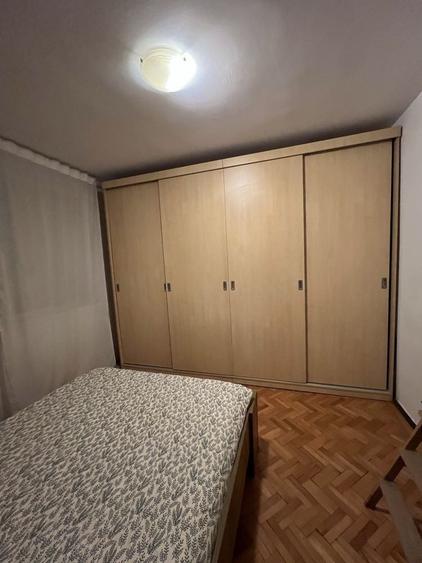 Inchiriere apartament doua camere semidecomandat sector 4 - 7