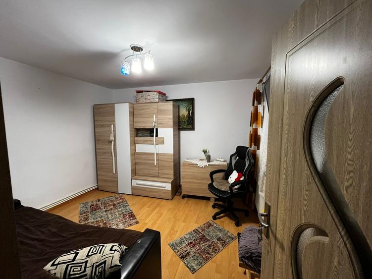 Apartament cu 3 camere decomandat, mobilat în Mănăștur — fotografia 3