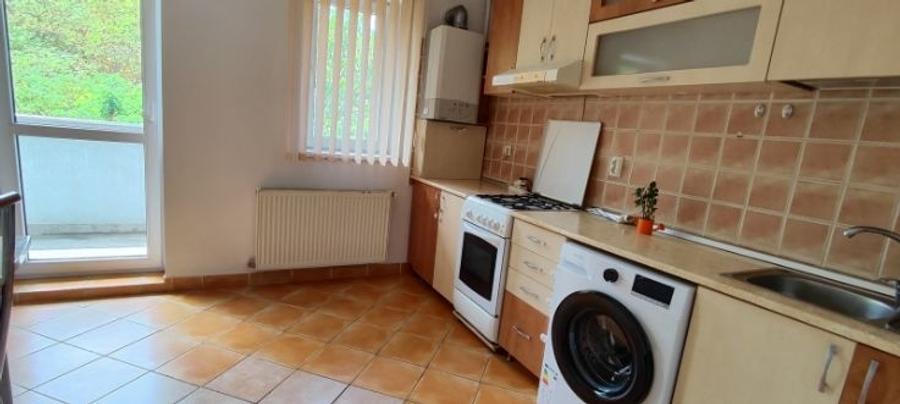 Apartament cu 2 camere semidecomandat în Mărăști