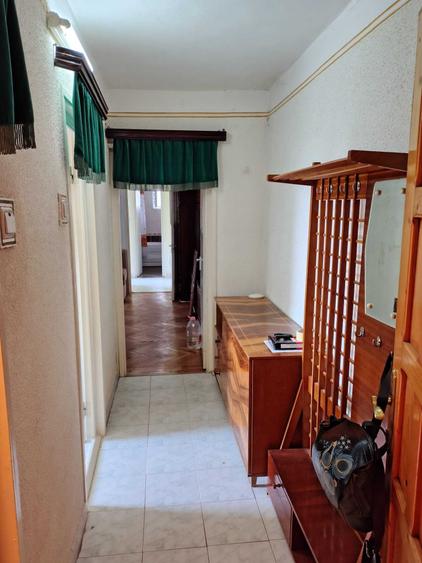 Apartament cu 2 camere semidecomandat în Sud