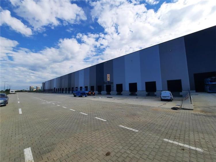 Spațiu industrial, de 2,300 mp, în Ștefăneștii de Jos