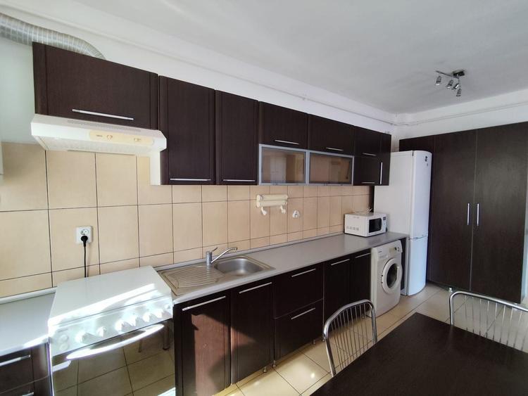 Apartament cu 2 camere decomandat, mobilat în Bună Ziua