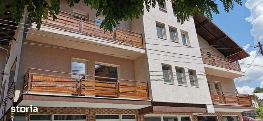 Casă cu 4 camere cu Teren 180 Mp în Central