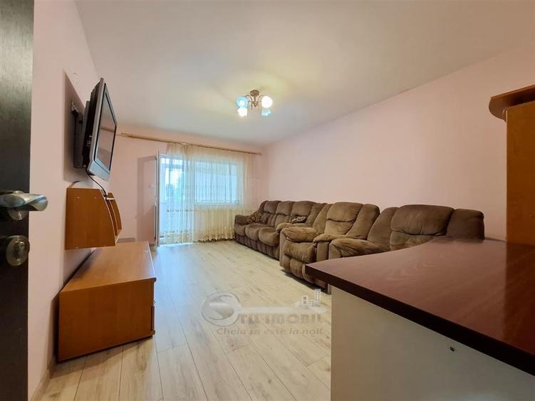 Apartament cu 2 camere decomandat, mobilat în Cug