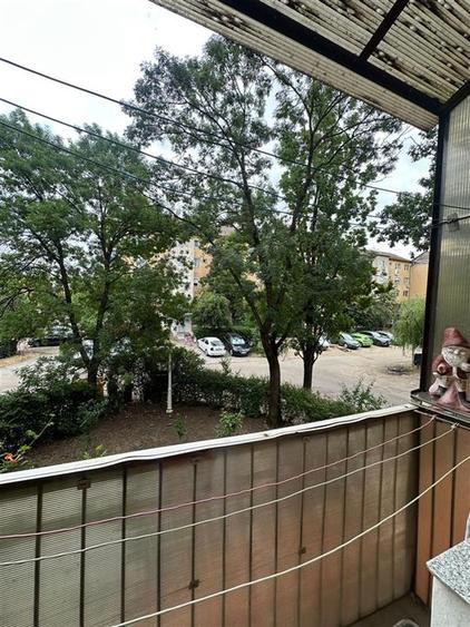 Apartament cu 2 camere semidecomandat în Nufărul